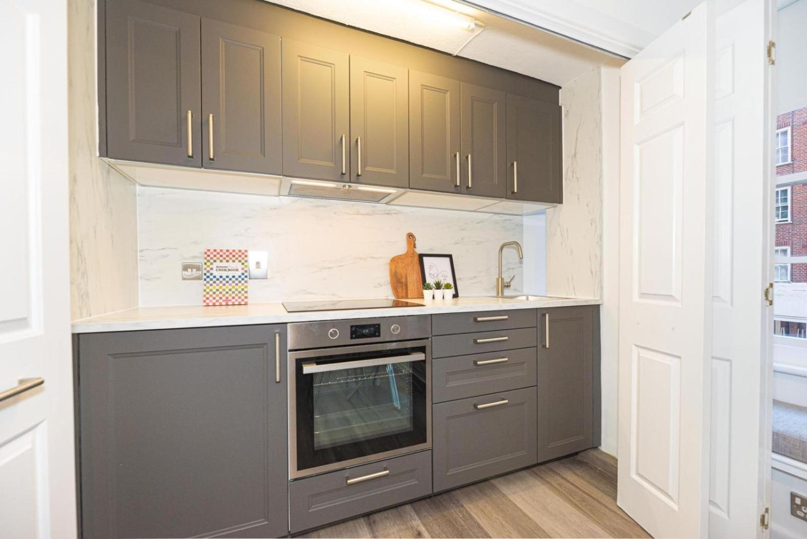 Sg, Boutique Mayfair Central London Apartment ภายนอก รูปภาพ